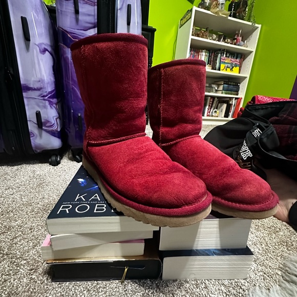 Ugg Boots - Picture 6 of 10